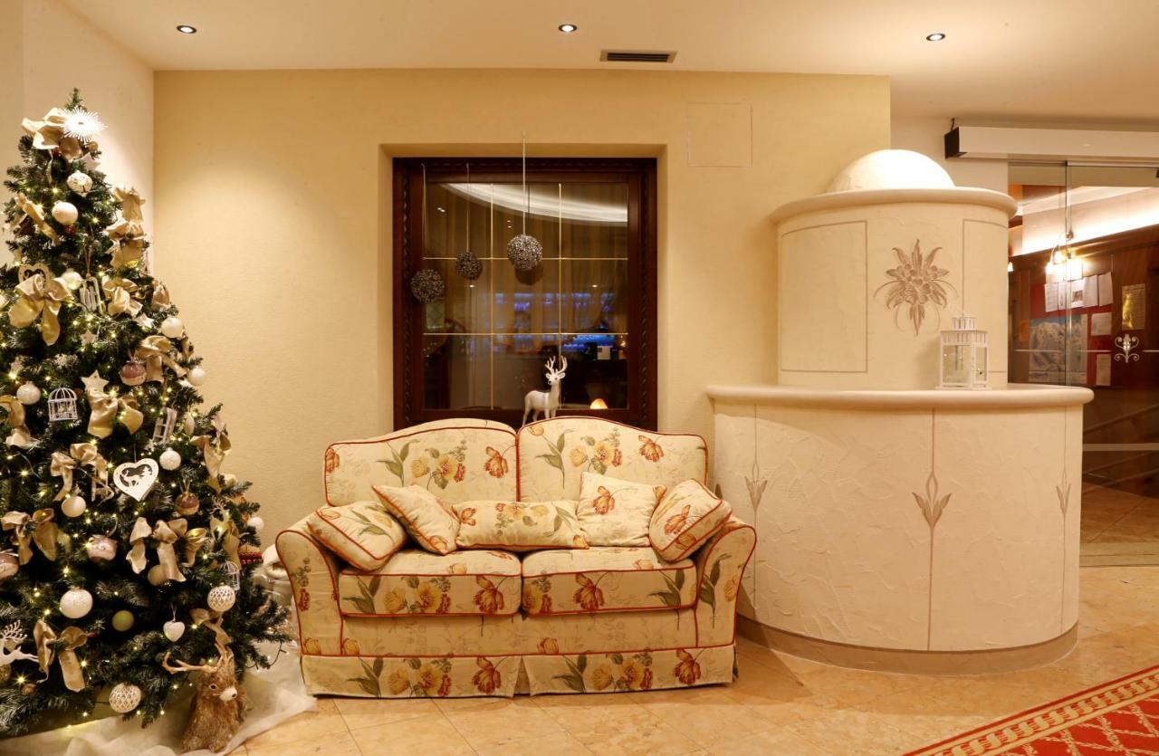 Hotel Belvedere Srl ファーイ・デッラ・パガネッラ エクステリア 写真
