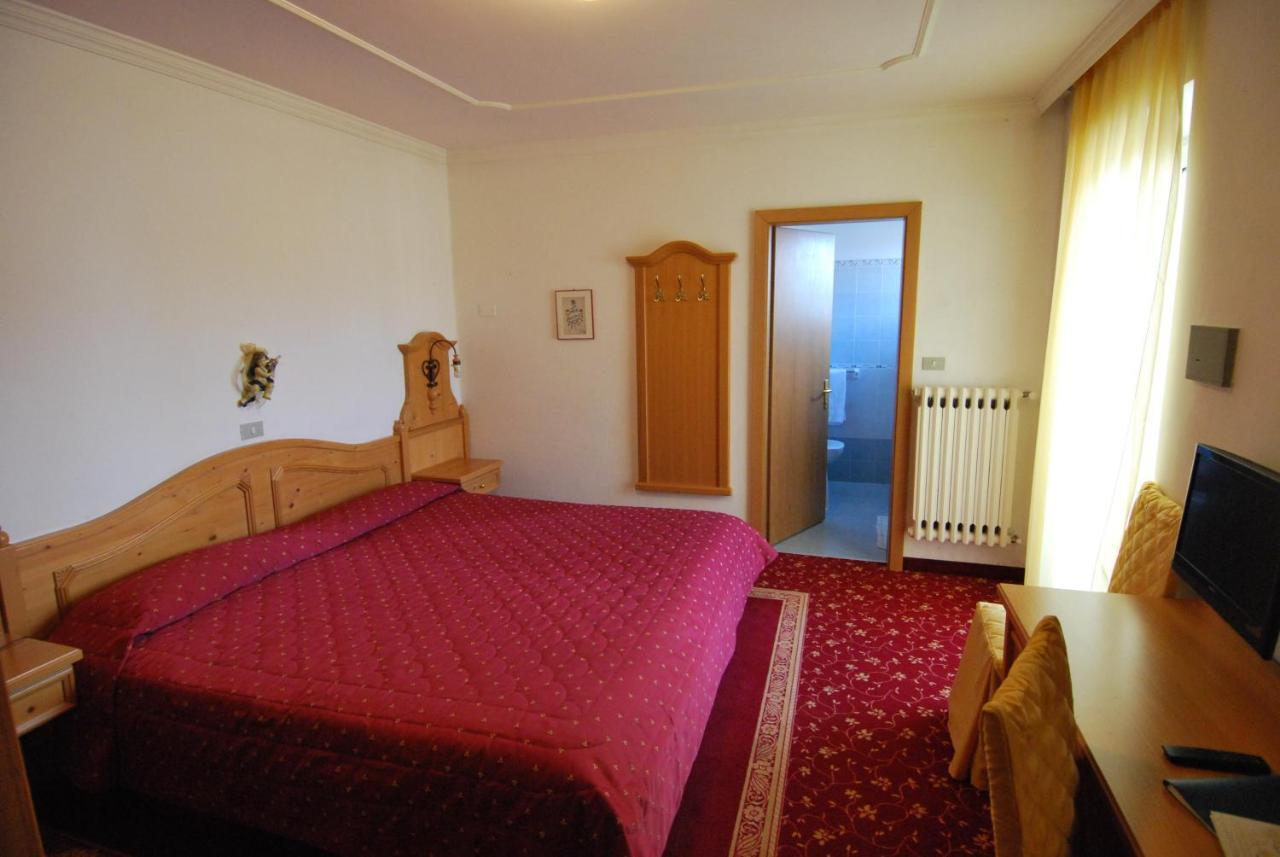 Hotel Belvedere Srl ファーイ・デッラ・パガネッラ 部屋 写真